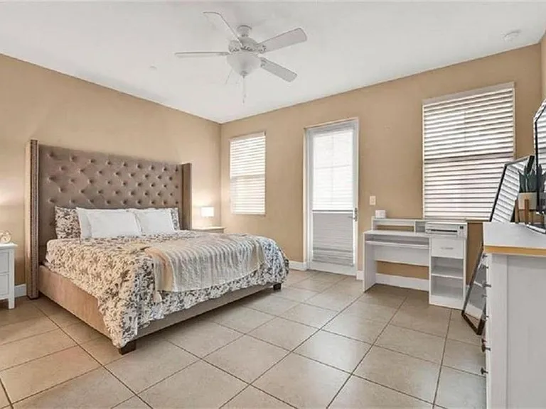 2930 Cascada Isles Way — Photo 9