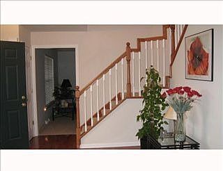 1st image of 156 Autumn Hill Dr