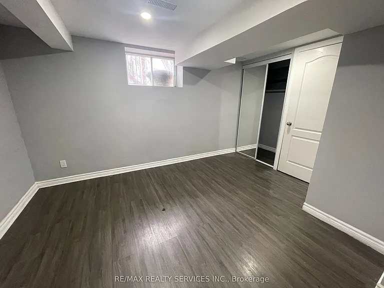 109 River Rd — Photo 13