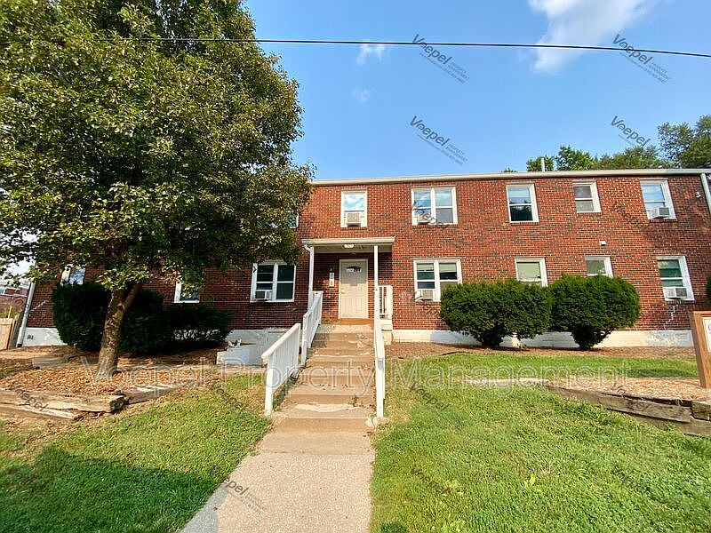 1st image of 901 N 16th St #102