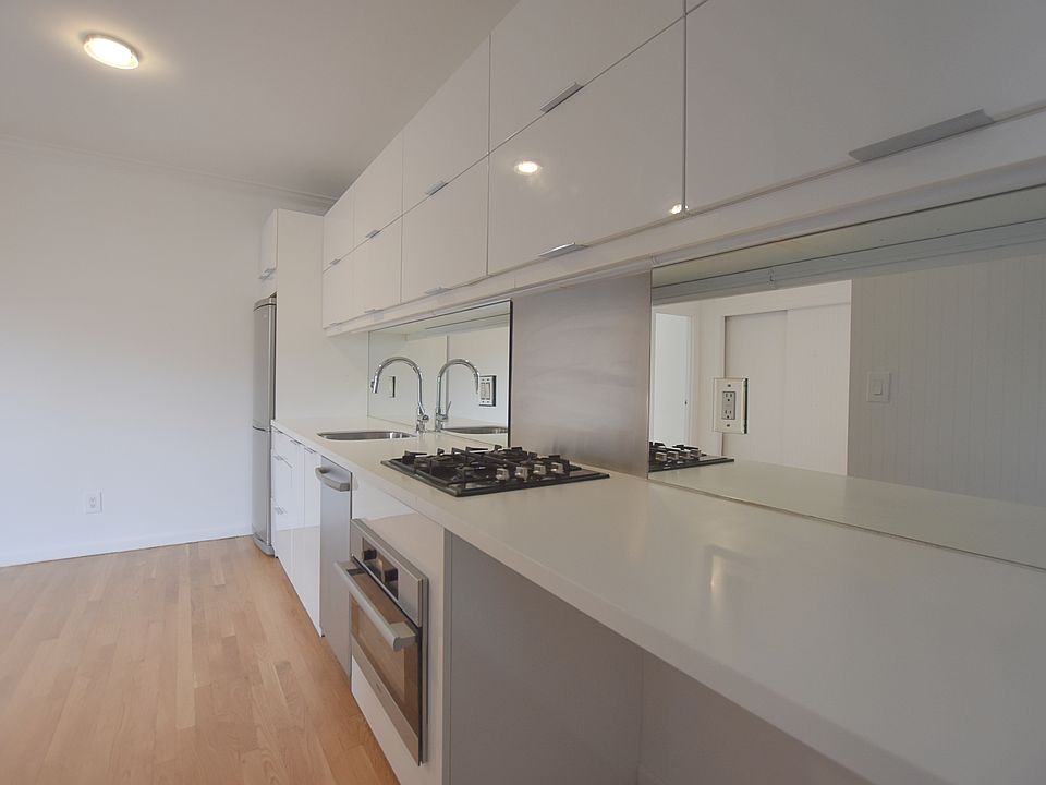 1st image of 65 Bank St APT 12