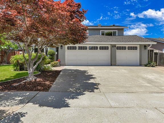 2nd image of 579 Hyde Park Dr