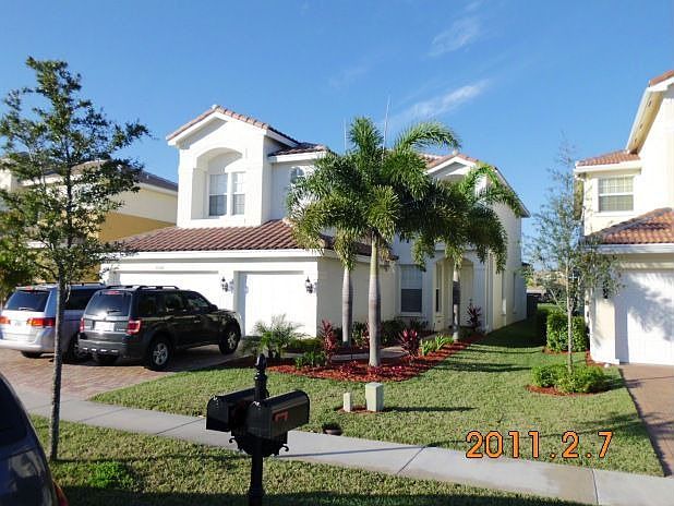 2nd image of 8266 Emerald Winds Cir