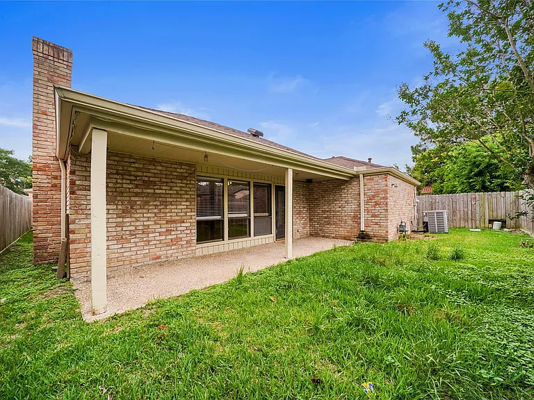 12719 Ashford Chase Dr — Photo 15