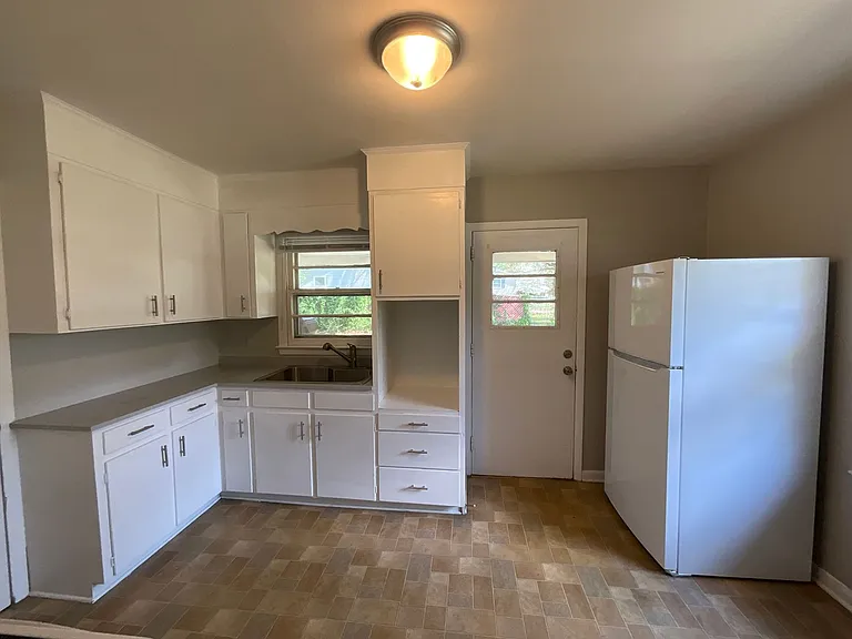 1533 Beaucrest Avenue — Photo 14