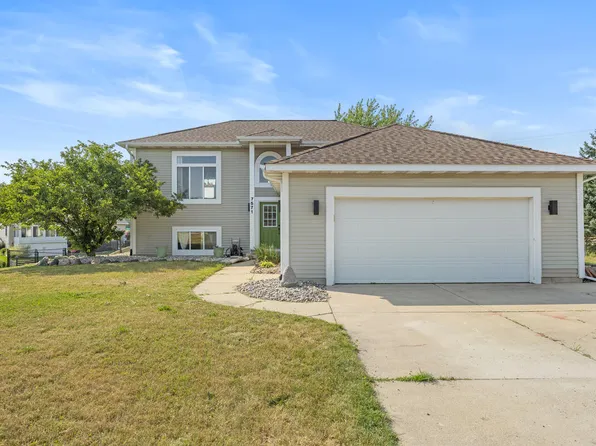 7571 Keiser Ct, Hudsonville, MI 49426