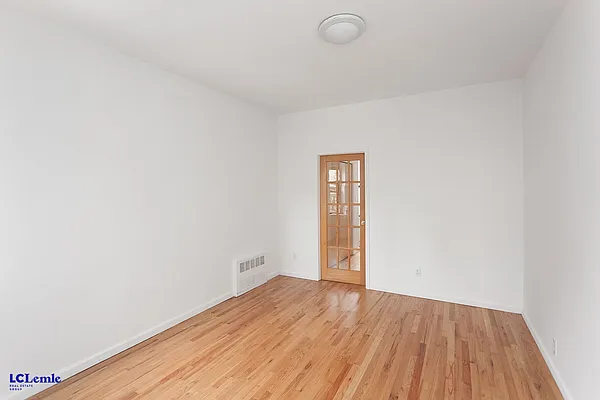 Rented by LC Lemle Real Estate Group | media 15