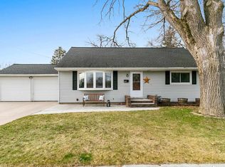 1217 Biemeret St, Green Bay, WI 54304