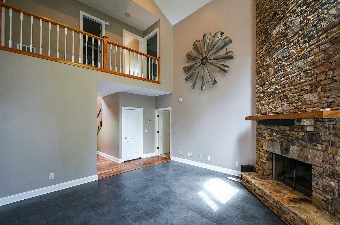 3426 Clarks Bridge Rd — Photo 3