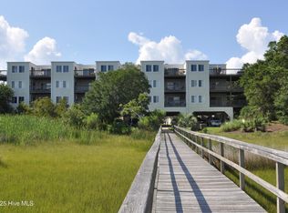 650 Salter Path Rd APT 317, Pine Knoll Shores, NC 28512
