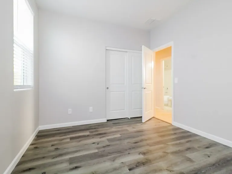 10425 W Pima St — Photo 13