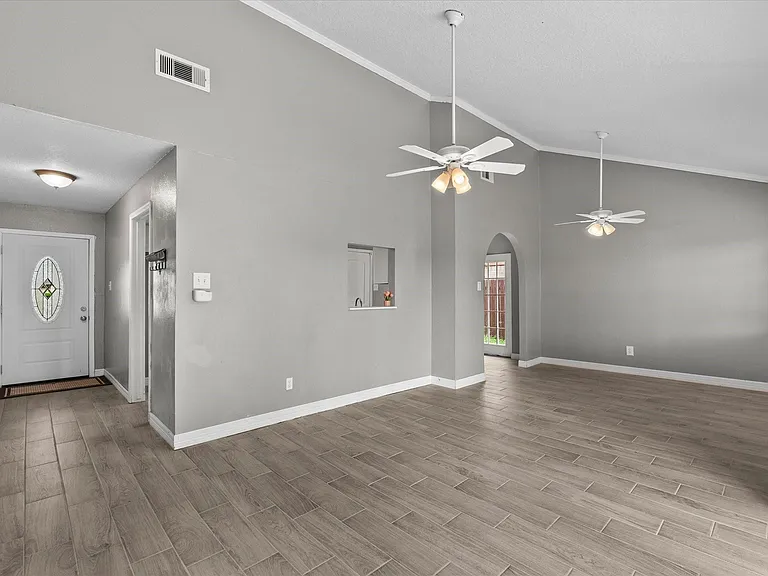 11731 Flushing Meadows Dr — Photo 12