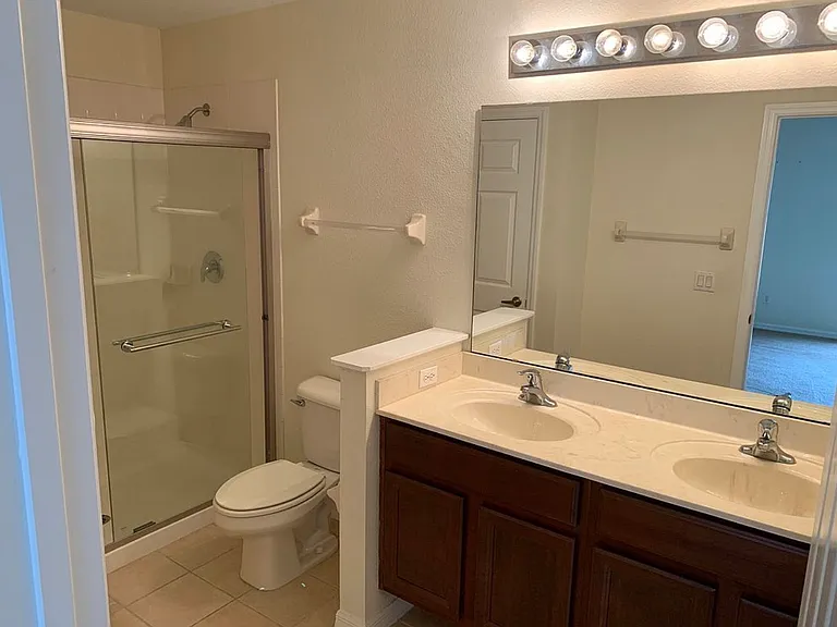 3816 Silverbell Loop — Photo 8