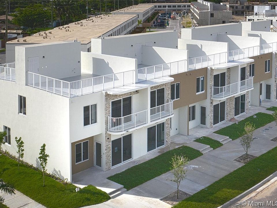 1st image of 25812 SW 139th Ave #8