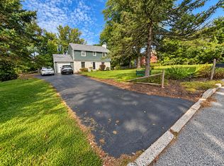 209 Maplewood Rd, West Chester, PA 19382