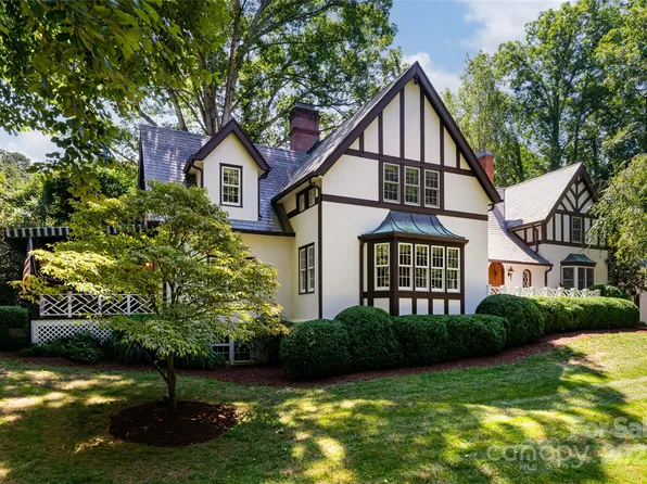 384 Vanderbilt Rd, Asheville, NC 28803