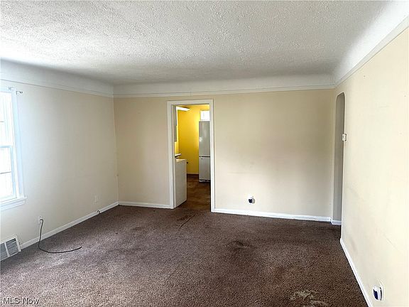 2nd image of 14113 Carrydale Ave