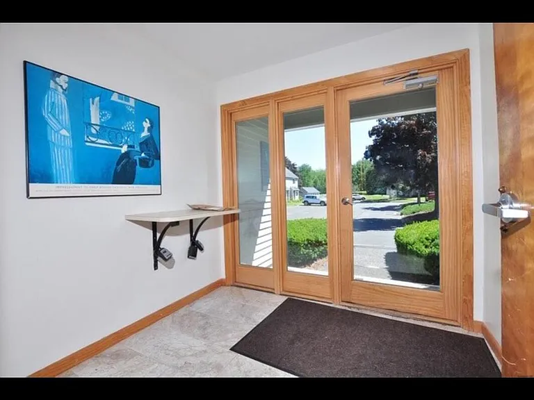 51 Hilltop Dr #51 — Photo 8