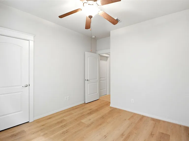 13614 Indigo Spires Dr — Photo 23