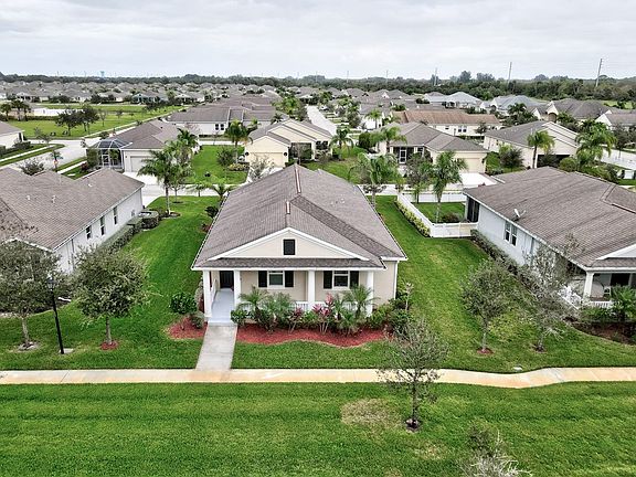 2nd image of 1365 Caddy Ct