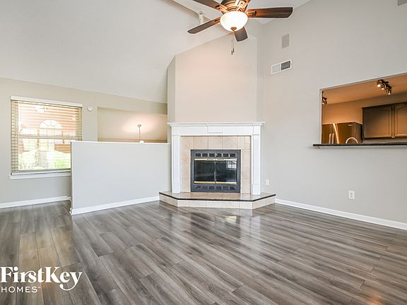 3rd image of 1739 Cordova Dr