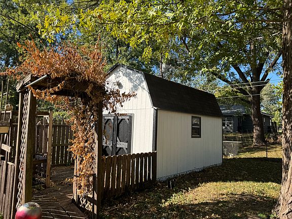 Great storage area and hang out area for kids to play.