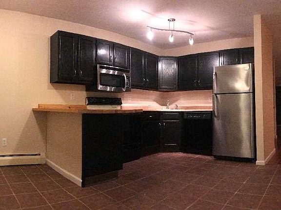 2nd image of 198 Sterling Pl