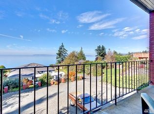 17140 Talbot Rd APT 7, Edmonds, WA 98026