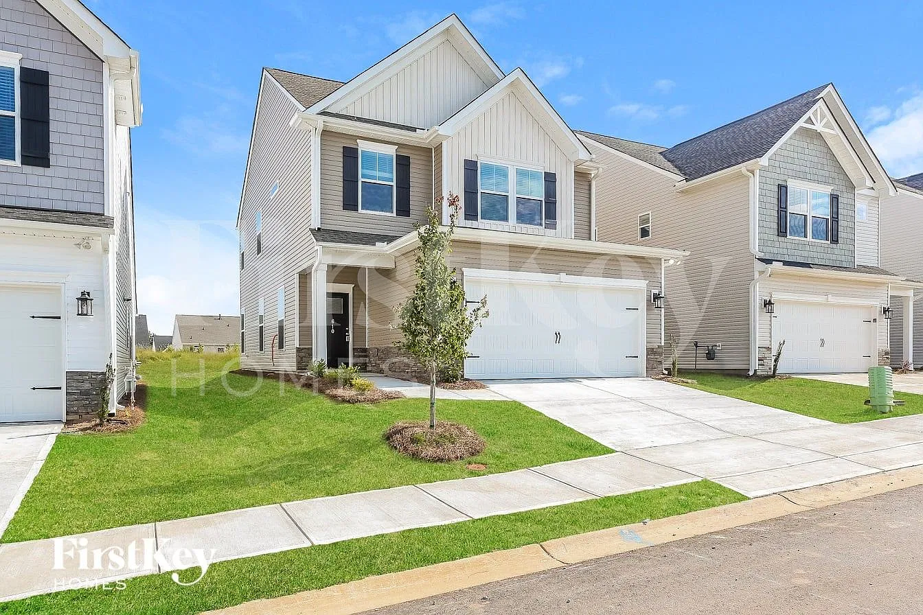 3 bed, 2.5 bath, 1854 sqft, $2,170 — Photo 2