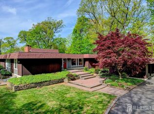 1580 Mountain Top Rd, Bridgewater, NJ 08807