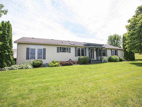 2nd image of 323 Edison Rd