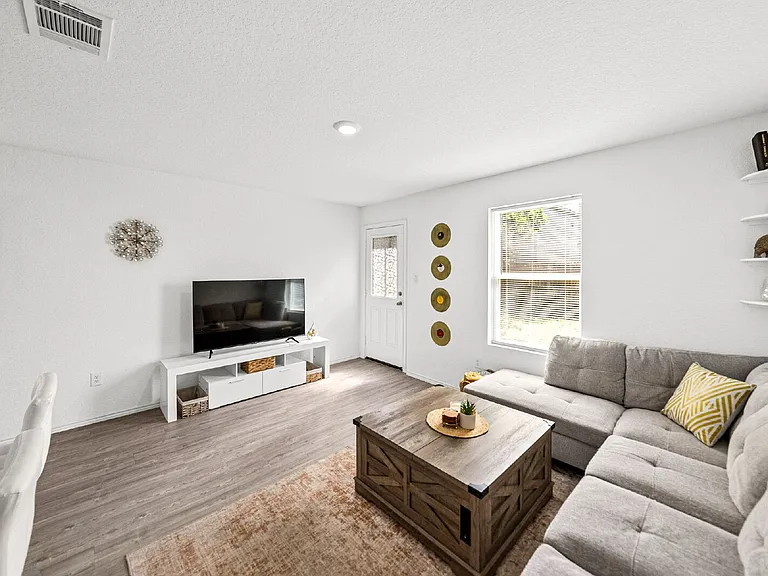 7634 Chancery Gate — Photo 7
