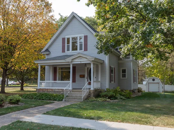 1600 Whitewater Ave, Saint Charles, MN 55972