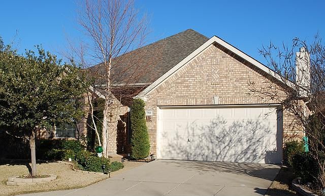 1st image of 911 Medinah Dr