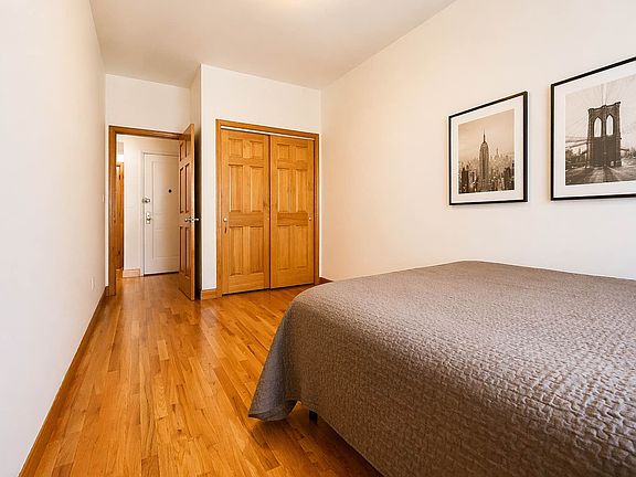 5th image of 318 W 105th St APT 5A