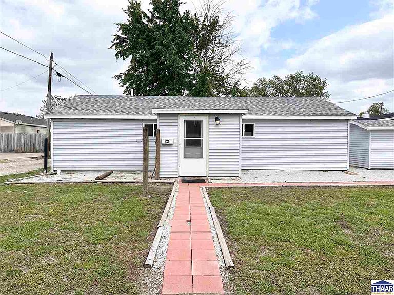Listing photo 2