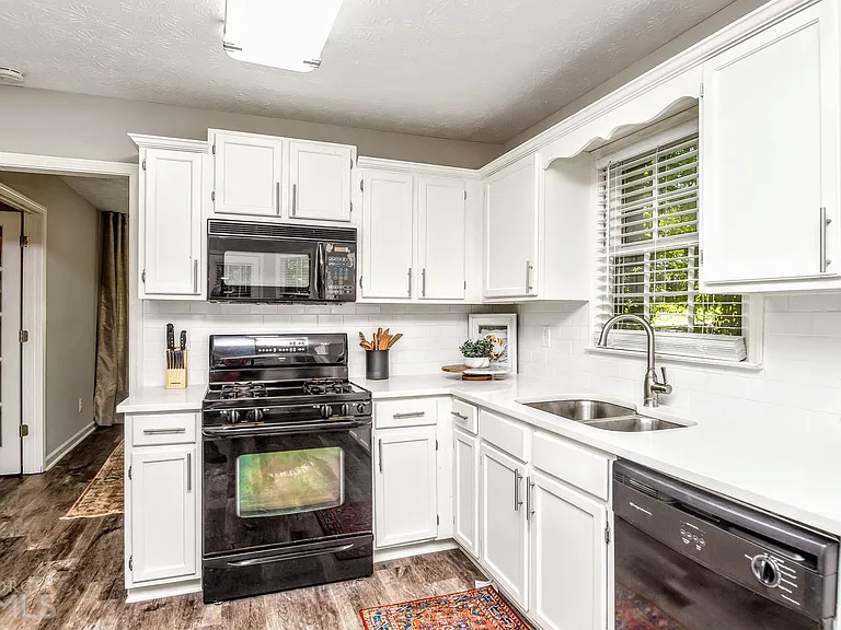 285 Arbor Way — Photo 8