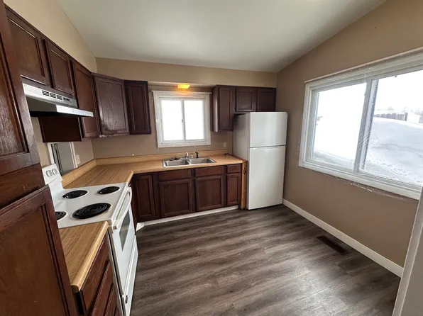 600 Hercules St, Gwinn, MI 49841