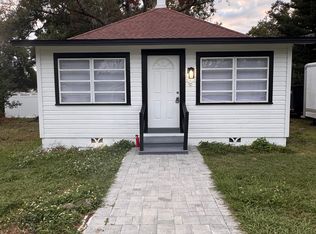 5813 14th St, Zephyrhills, FL 33542