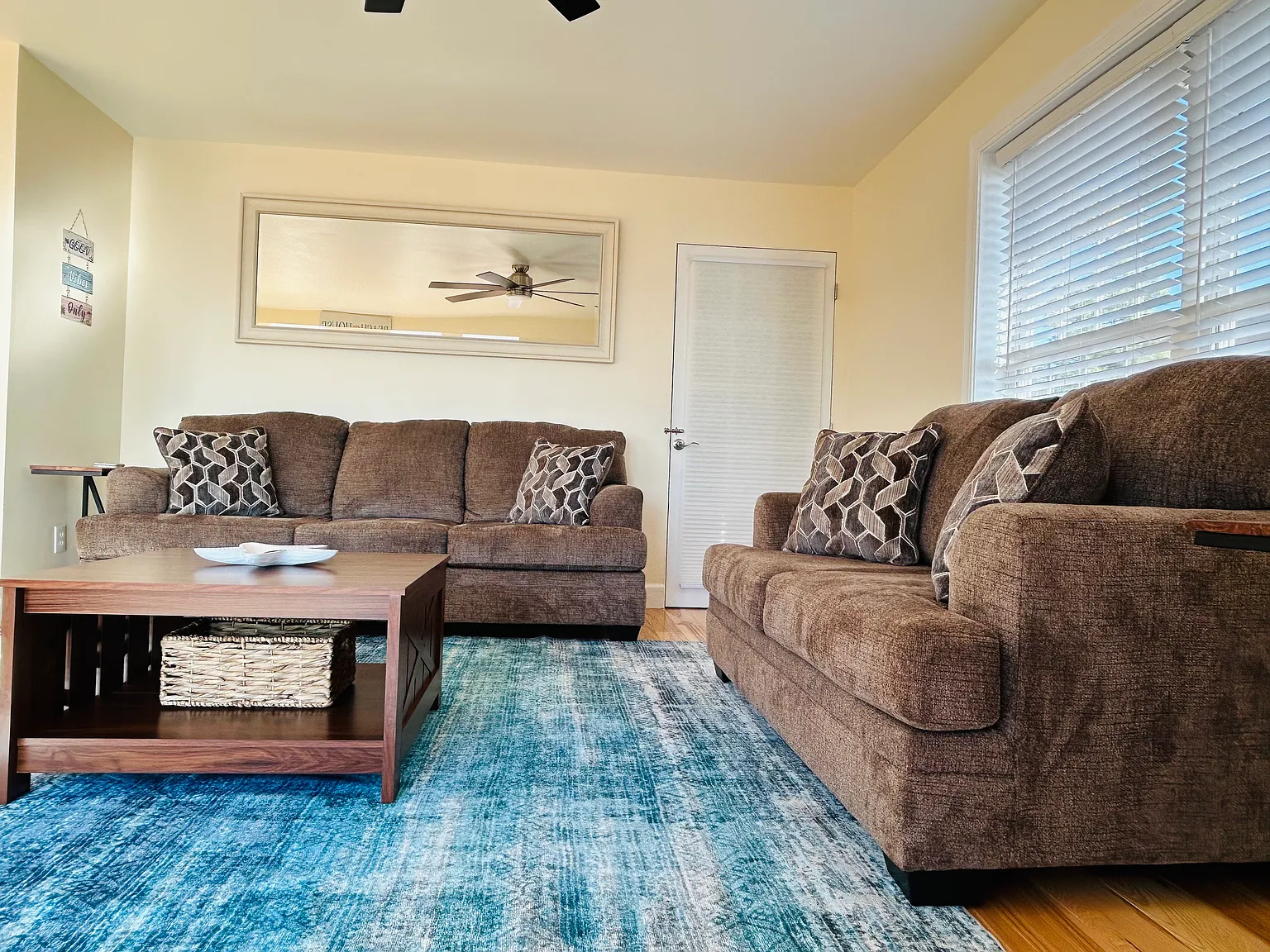 1401 Park Ave — Photo 4