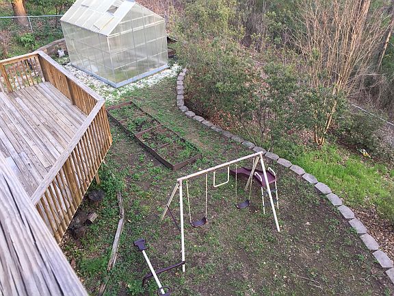 Back Yard, Greenhouse
