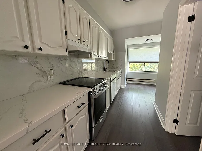 29 Winchester St #3 — Photo 3