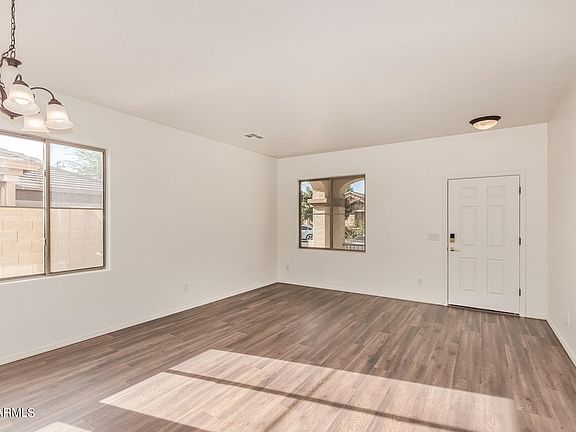 5th image of 4449 E DUBLIN Street