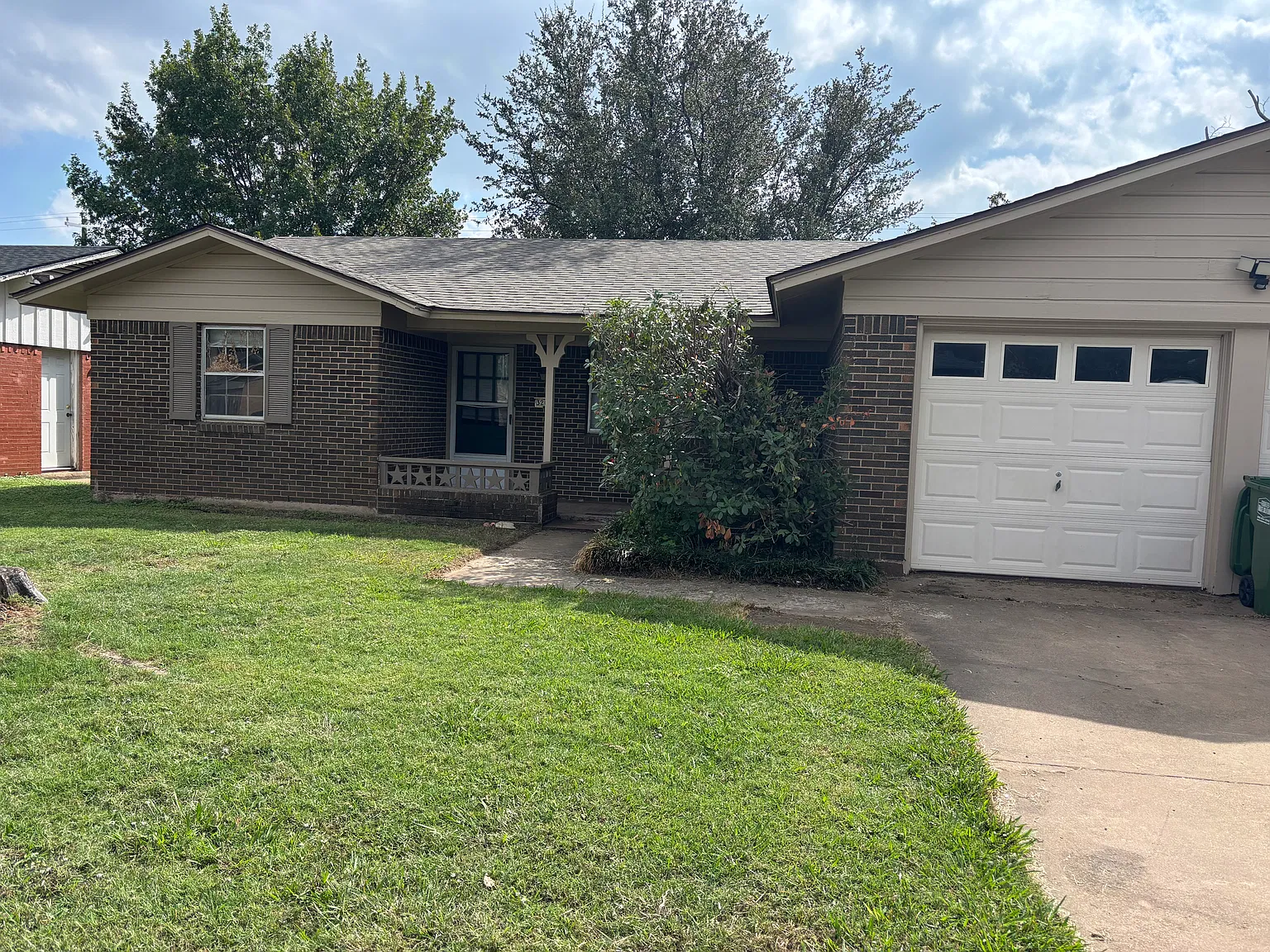 3 bed, 1139 sqft, $1,500 — Photo 1