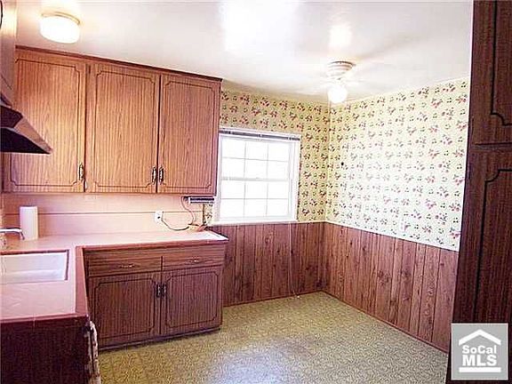 4th image of 10521 Cheddar St