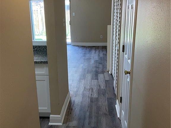 4th image of 813 Vouray Dr