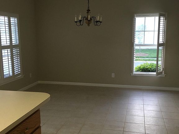 Dining/Breakfast area