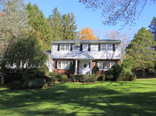 4 Susan Dr, Somers, NY 10589