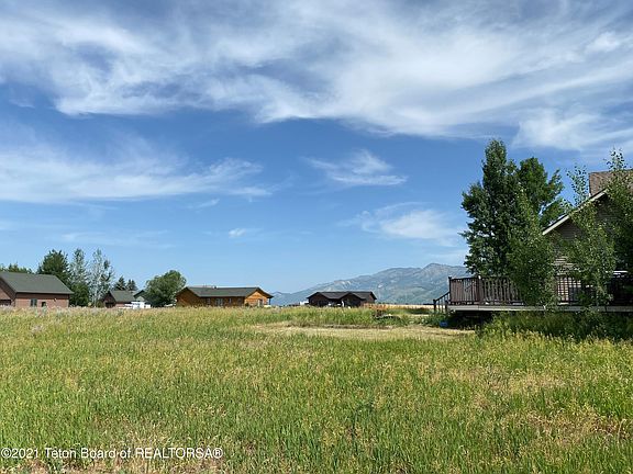 2nd image of Snake River Dr