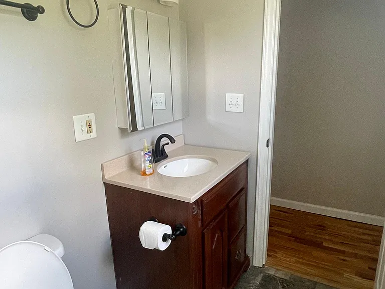 6453 McGlothlin Ln — Photo 18